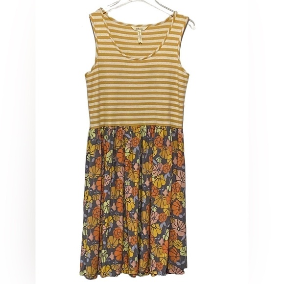 MATILDA JANE - MIXED PATTERN MIDI DRESS.   HAS STRIPES AND FLOWERS B20 - Picture 1 of 6